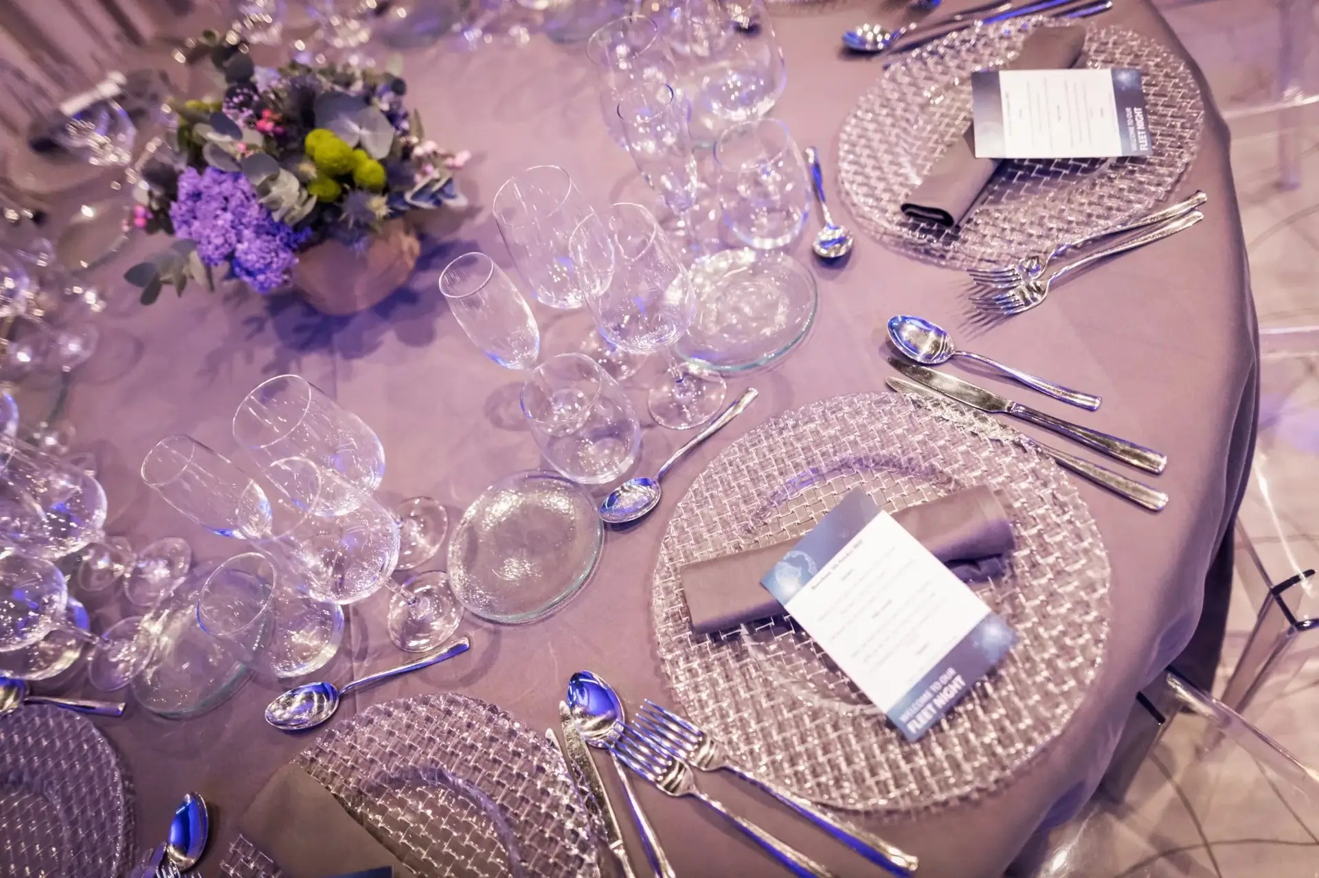 Mesa montada para un evento corporativo producido por Esferic Group en Barcelona